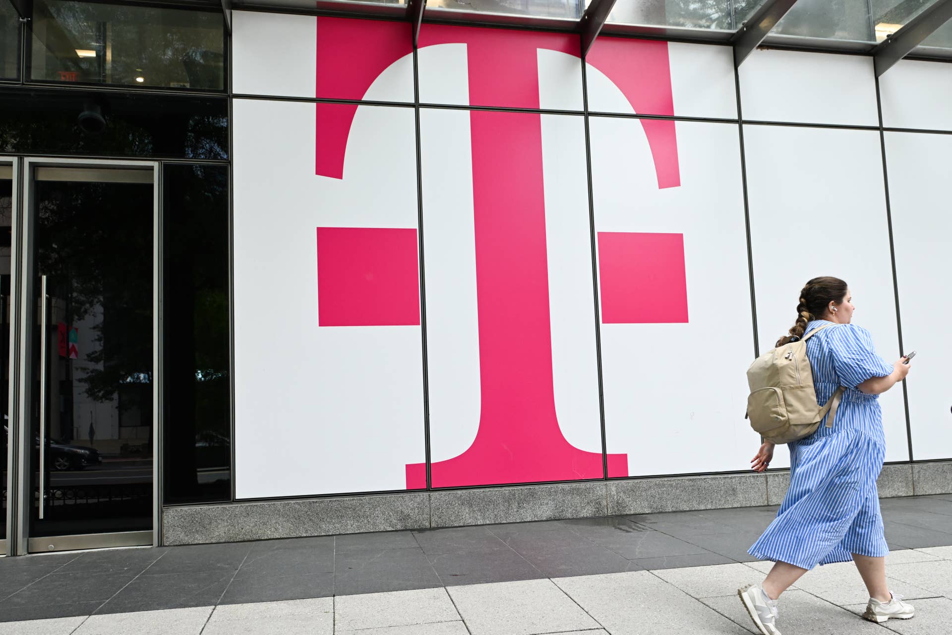 T-Mobile plans to launch T-Mix plans with a 'picks' system to limit customer discounts and perks; three tiers expected at $65, $85, and $105 per line