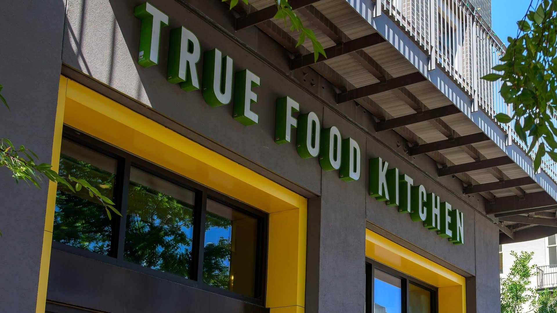 Breaking News: Healthy food chain files Chapter 11, closes 12 ...