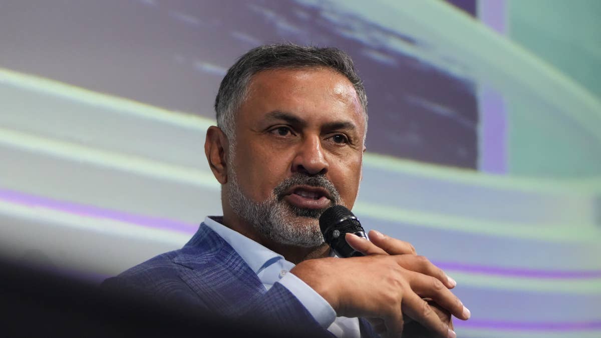 Palo Alto’s CEO tells AI labs to stop selling fear. Cybersecurity investors should listen closely.