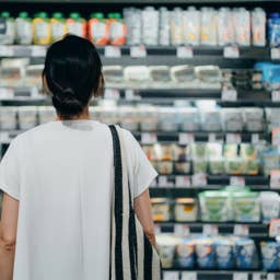 Consumer sentiment hits 15-year low ahead of holiday season