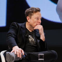 SpaceX shares soar on possible tie-up with Tesla