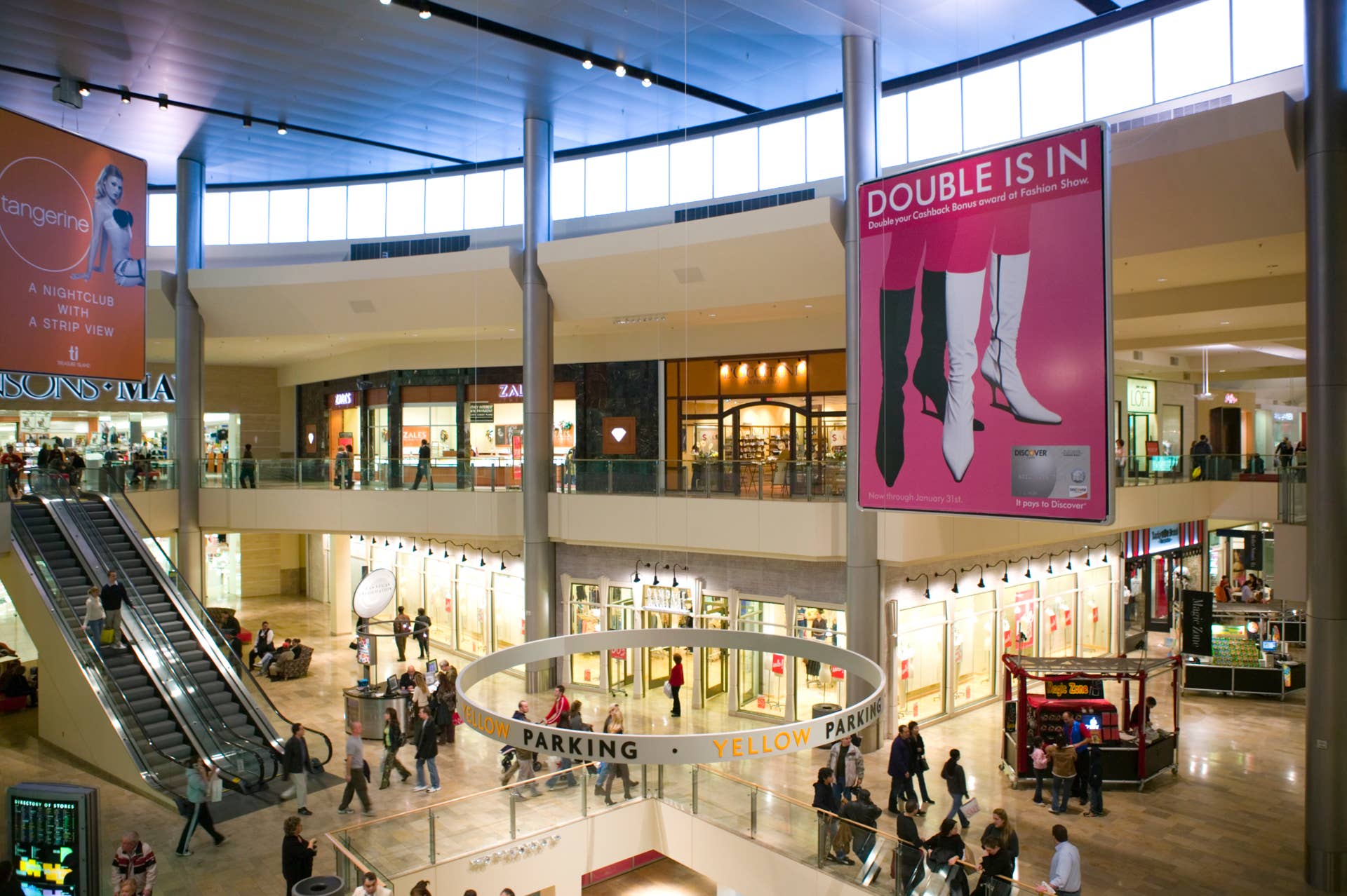 Musical Chain The last mall music chain, FYE, keeps shrinking - TheStreet