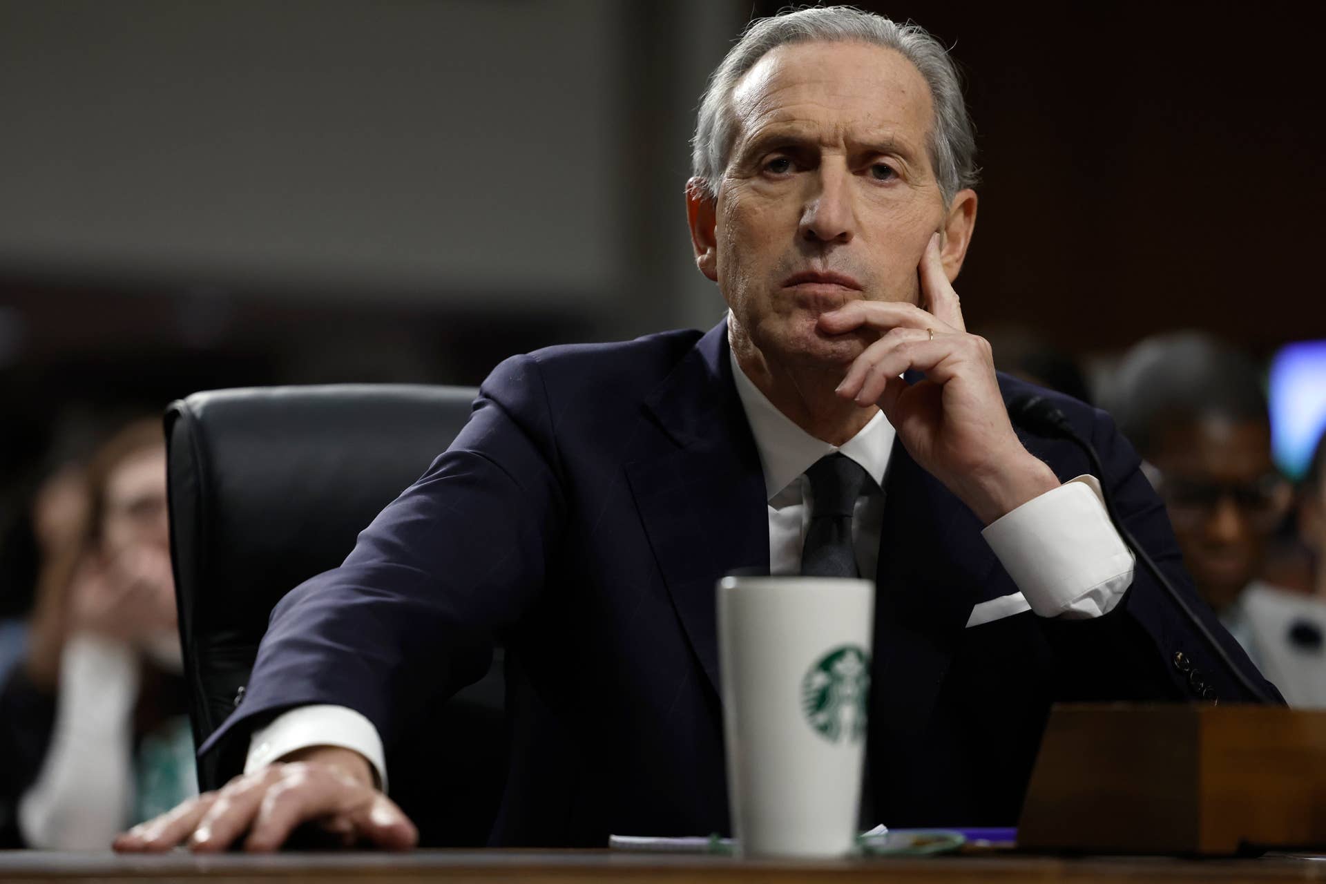 How much Starbucks stock does former CEO Howard Schultz own?