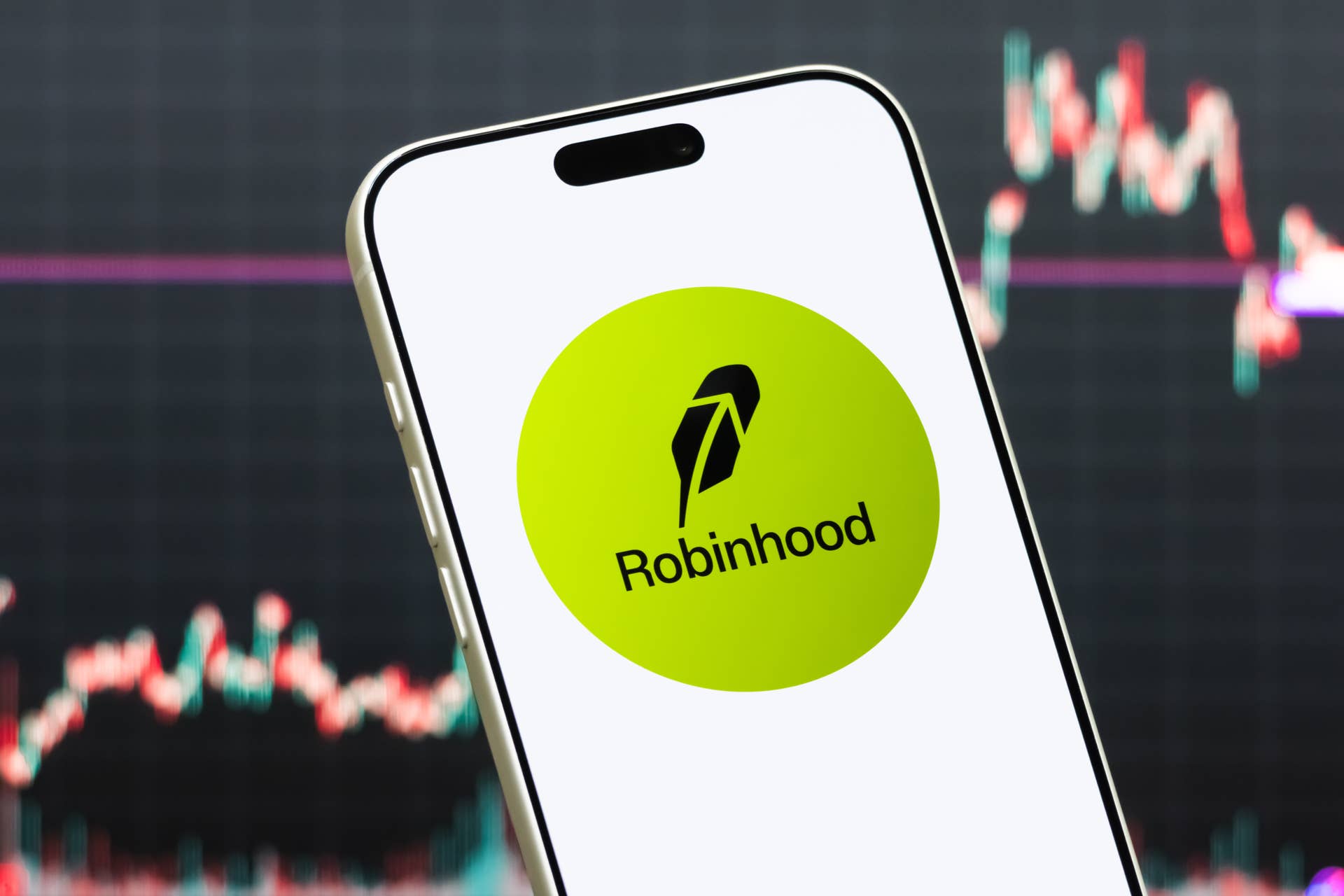 Robinhood's prediction-market revenue soars as crypto slumps - TheStreet