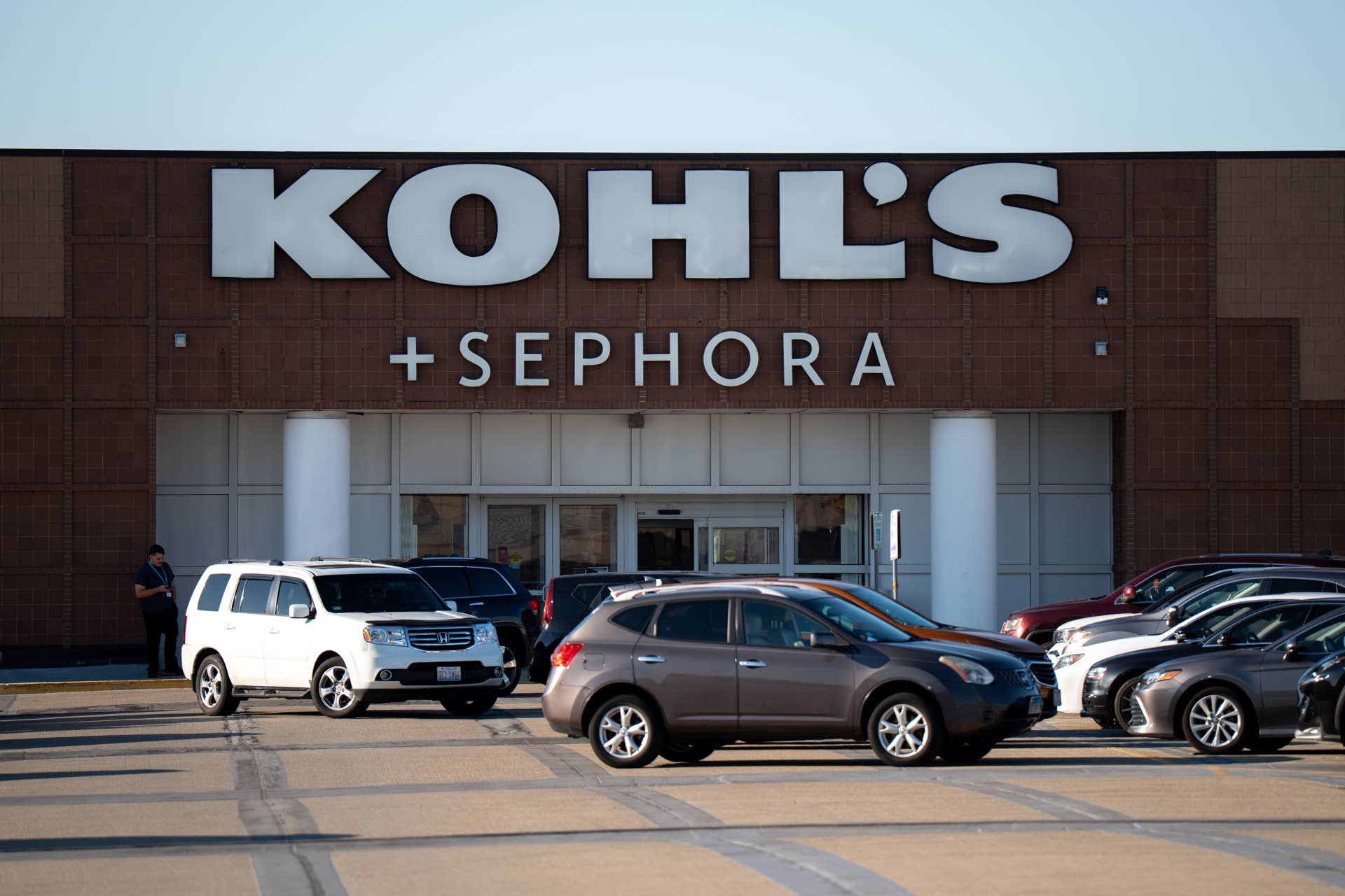 Kohl's adds a new way to shop, just in time for the holidays