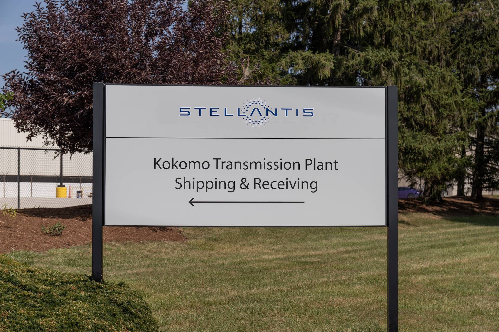 Stellantis Issues 'Do Not Drive' Warning Following Airbag Crash Deaths