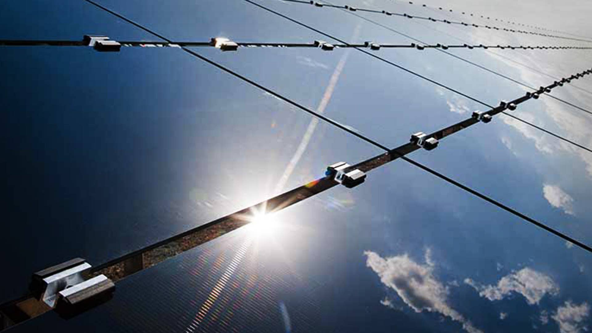 Do Tax Credits Make First Solar Stock a Buy? Here's What the Chart Says