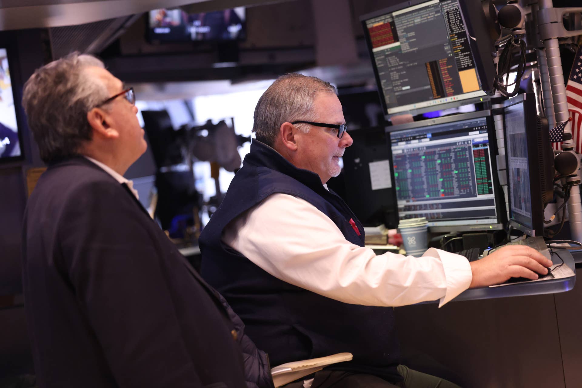 Veteran trader tells investors to buckle in for the next market ride ...