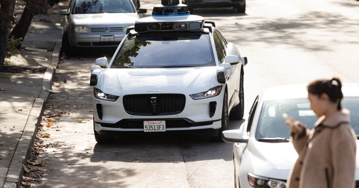 Waymo's robotaxi fleet targeted in new federal probe following multiple ...