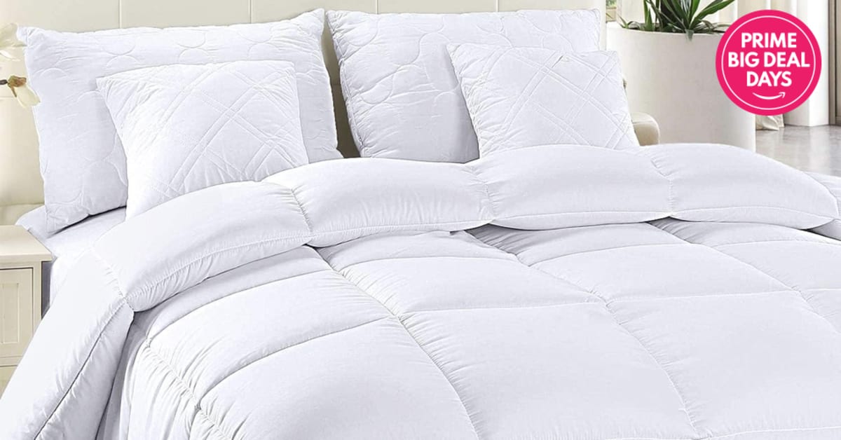 This comforter is $21 after 's October Prime Day 2023 - TheStreet
