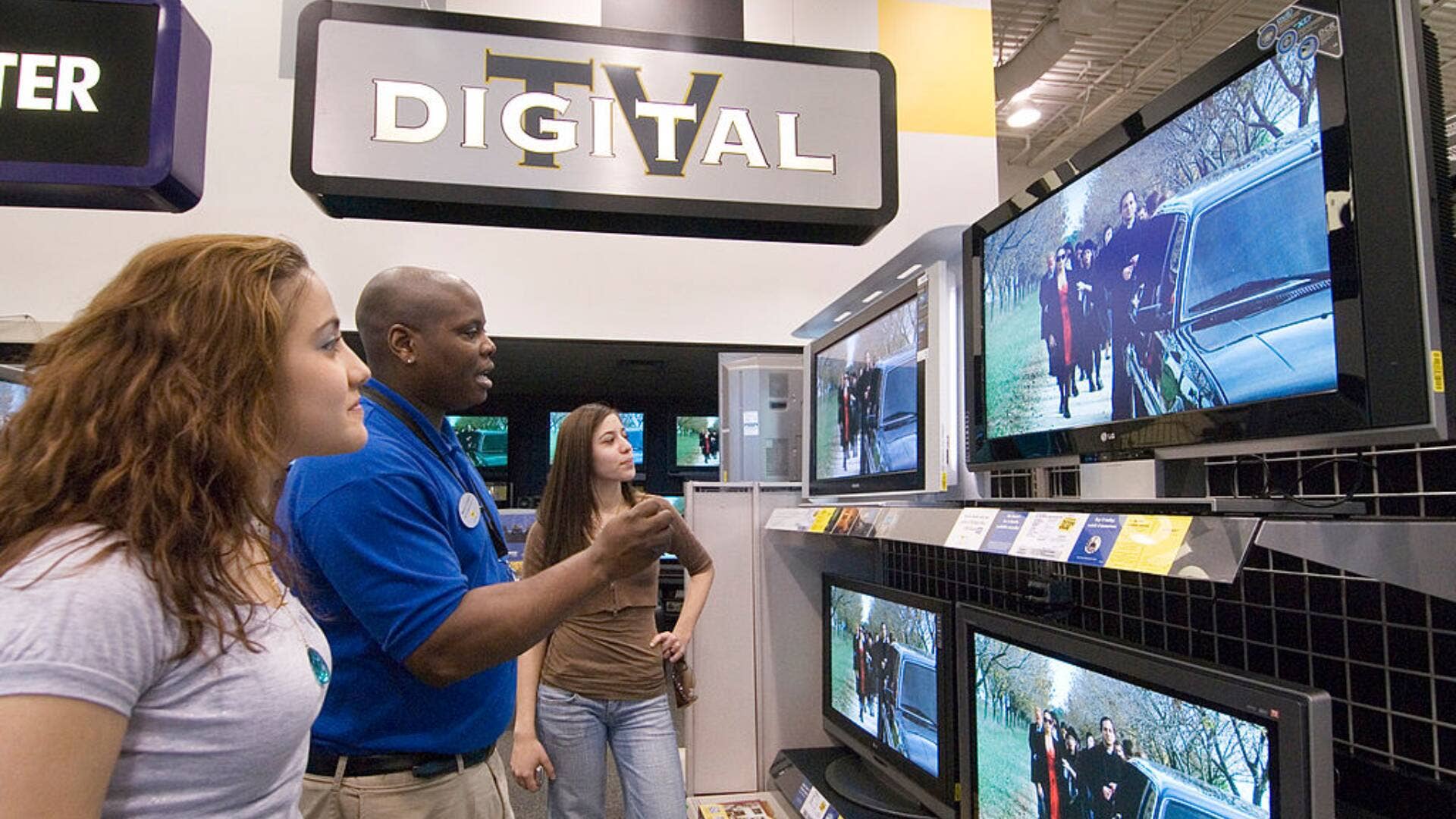 Iconic retailer returns after 13 years to take on Amazon