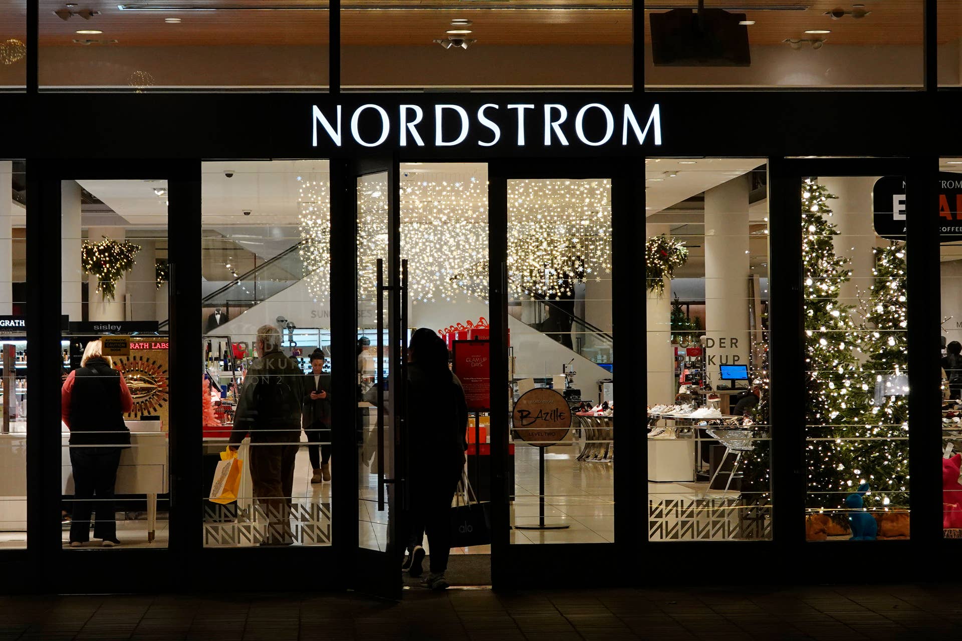 Nordstrom agrees to large acquisition with shocking business change -  TheStreet