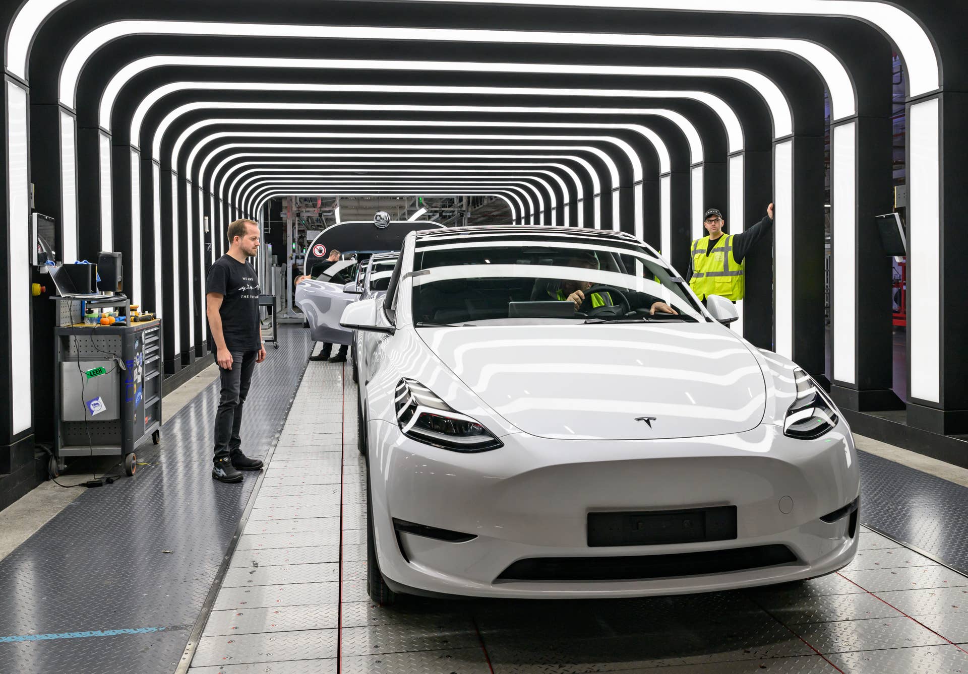 Tesla faces big challenge in key markets