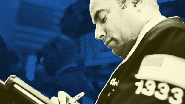 Apple, Mueller Report, Recession Signals and Uber - 5 Things You Must Know