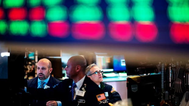 Dow Futures Drift As Fed Chair Powell Faces Congress Amid Global Rate Debate