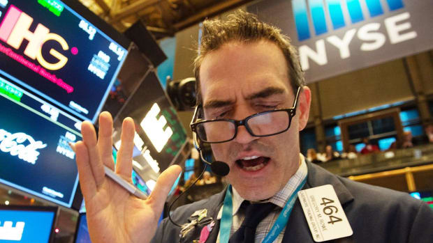 Tech Stocks, S&P 500 Overvalued? What Investors Should Do