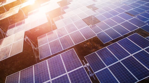 KeyBanc Upgrades Residential Solar Companies on Growth Prospects
