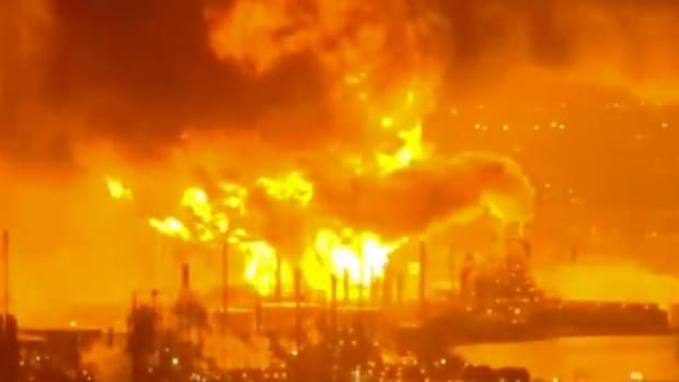 Fire Rips Through South Philadelphia Refinery Complex