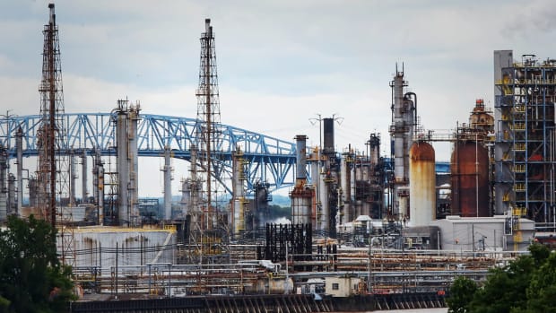 Philadelphia Refinery to Shut Down After Devastating Explosion and Fire