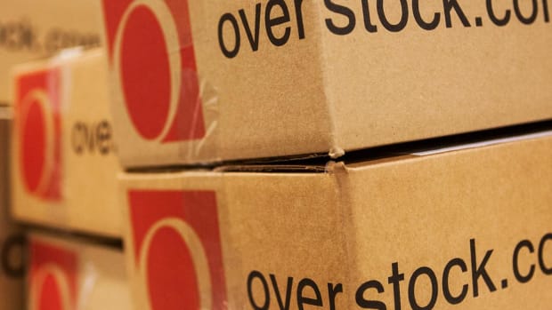 Overstock Ends Higher on Analyst Moves, CEO Comments