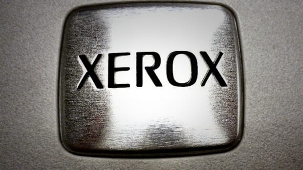 Big Xerox Investor Sues to Block Fuji Deal