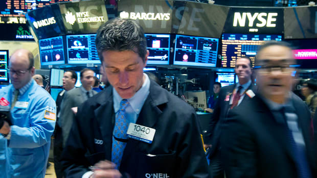 Stocks Finish at Record Highs; Gains Are Capped by U.S.-China Trade Pessimism