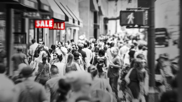 Wall Street Outlines Retail Stock Resolutions for 2019