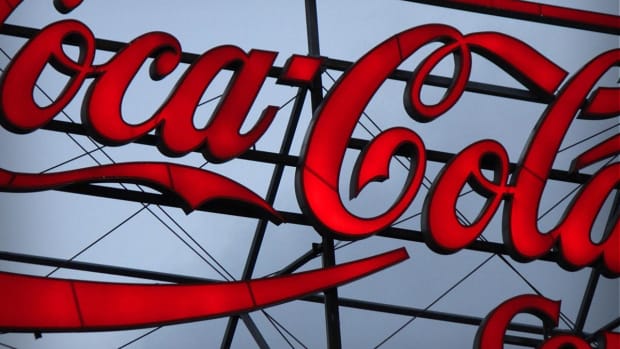 Coca-Cola, Tesla, EPR Properties: 'Mad Money' Lightning Round