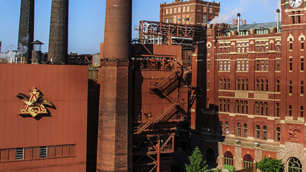 AB InBev Reportedly Explores Asset Sales After Abandoning Asia IPO