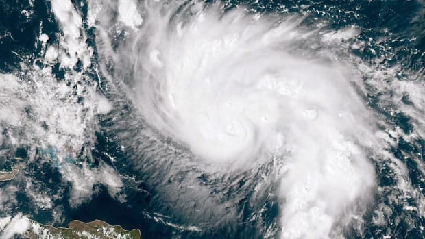 Hurricane Dorian Shifts Track, Setting Sights on Carolinas
