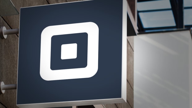Square Tumbles Just Days Ahead of Earnings