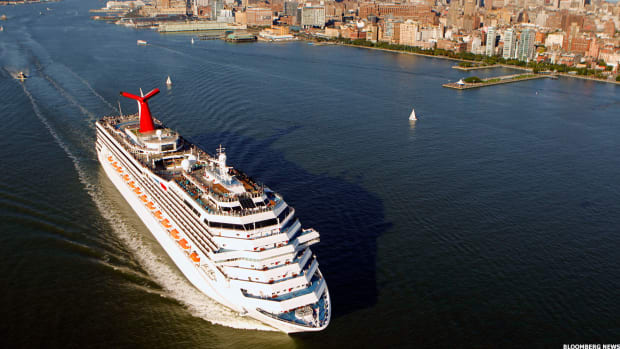 Carnival Corp., Hain Celestial, Becton Dickinson: 'Mad Money' Lightning Round