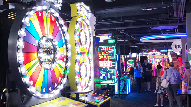 Dave & Busters Slumps After Trimming Full Year Guidance Following Q2 Earnings