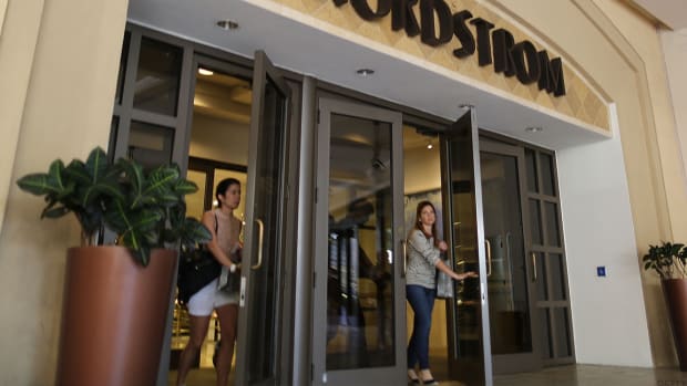Nordstrom Shares Sizzle on Earnings Release, Raised Guidance