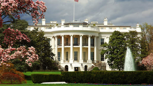 Man Reportedly Shoots Himself in Front of White House on Saturday