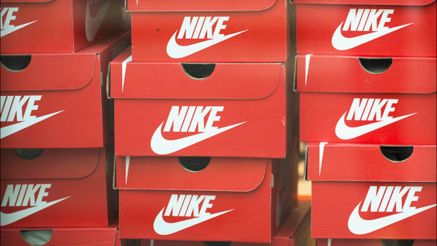 Nike Shares Bounce on BAML Upgrade, Price Target Increase on Brand Potential