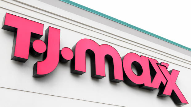 T.J.Maxx, Marshalls Parent TJX Sales Rise, Dividend Gets a Boost