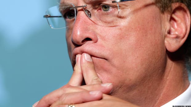 Bitcoin Today: BlackRock's Fink Weighs in From Davos, BoJ Examines Regulation