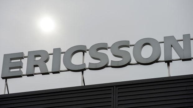 Ericsson Shares Tank After Fifth Quarterly Loss; Dumps Stake in Media Solutions