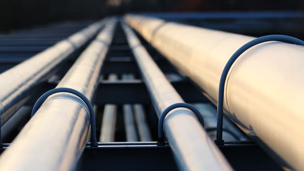 MRC Global Shares Drop as Scotia Cuts Rating, Target on Oil-Services Company