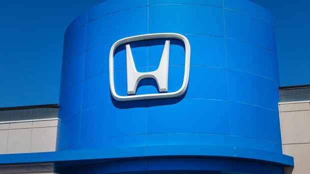 Honda Cuts Wind, Solar Deals to Slash Carbon Emissions by 60%