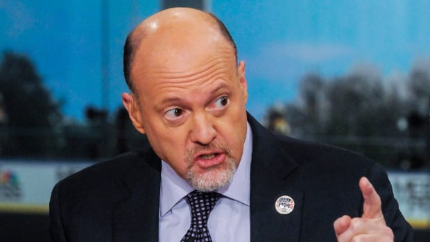 Jim Cramer on Trends to Watch, Intel Earnings, and Apple