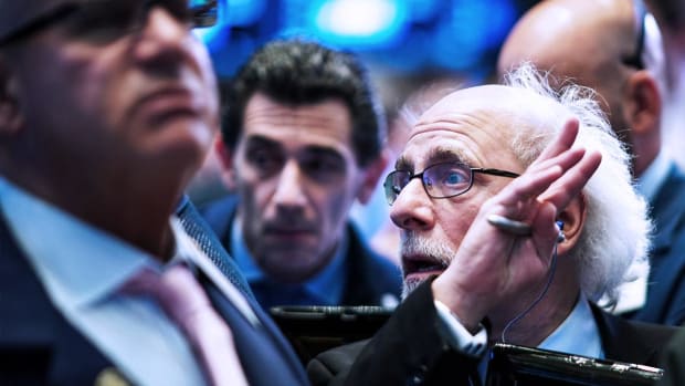 Tesla, Google, Federal Reserve, Square and Ford - 5 Things You Must Know