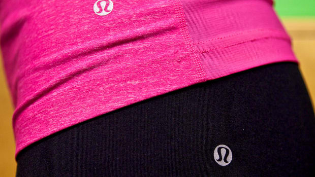 Lululemon Falls After Post-Earnings Downward Dog