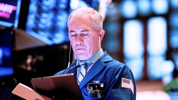 Stocks End Higher as Bond Easing Tempers Recession Fears