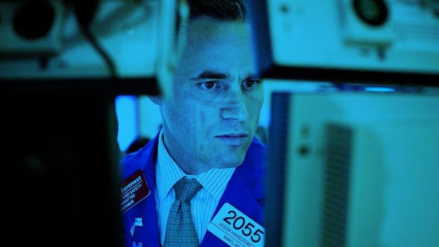 Google, Trade, Brexit, Under Armour and Delta Air Lines - 5 Things You Must Know