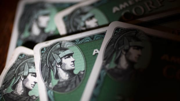 AmEx Earnings, the Fed Keeps Hiking, Cramer's Call: 3 Keys to Your Trading Day