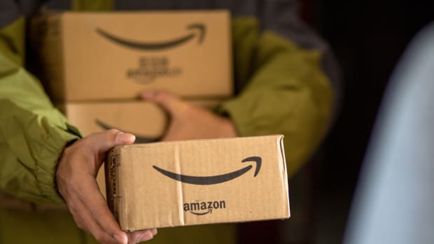 What Internet Sales Tax Ruling? Amazon Still Headed to $1,850