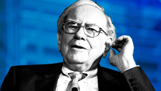Sorry Bitcoin Fans, Warren Buffett Is Not the Dumbest Thing on Wall Street