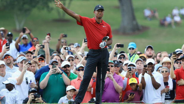 Tiger Woods Takes Tour Championship for First Win Since August 2013